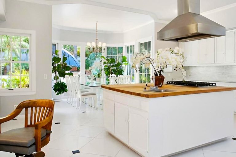 kitchen in a rehab center