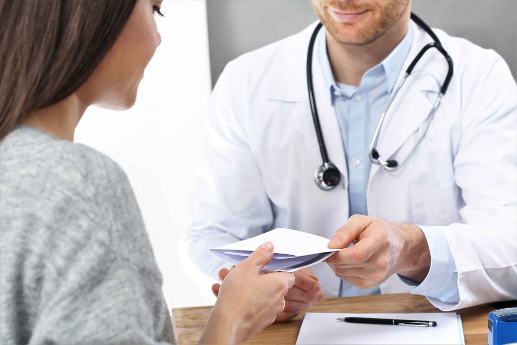 Dual Diagnosis Treatment Beverly Hills 8 A doctor giving prescription to his patient