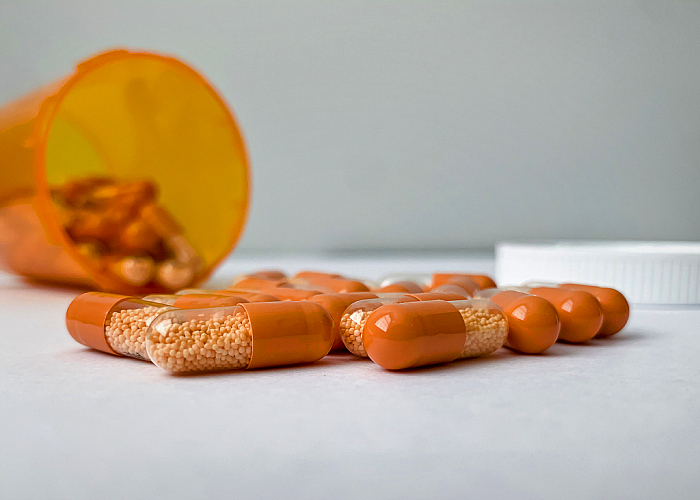 Weed and Adderall: The Dangerous Mix Nobody Talks About 1 Adderall Capsules